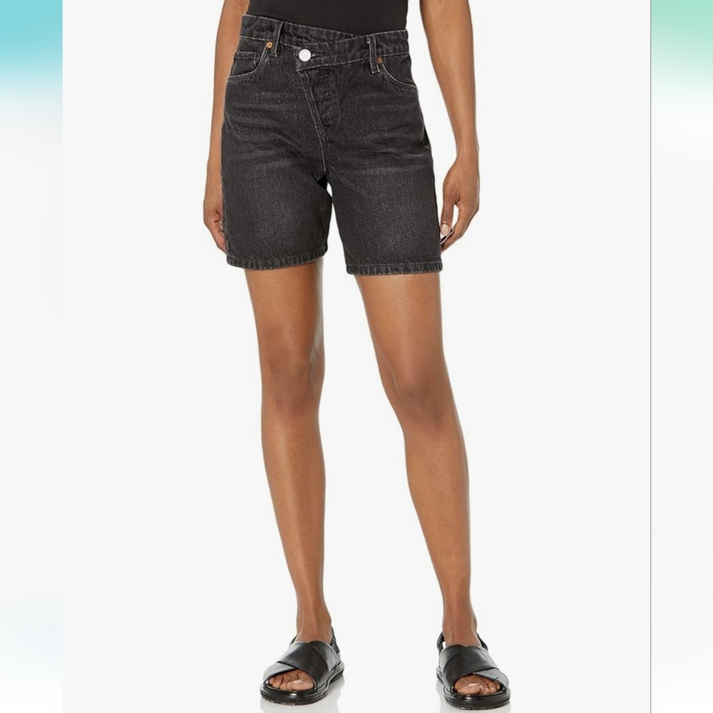 NWT BlankNYC High Waist Overlap Fly Denim Criss Cross Short Black 26